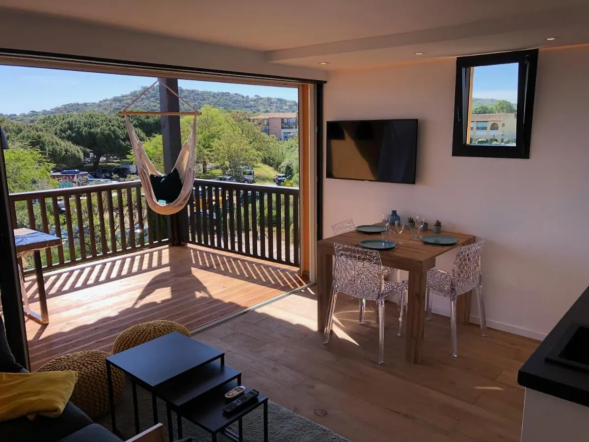 Appartement Climatise Refait A Neuf - Vue Mer Saint-Tropez - Piscine- 50M Plage 盖辛